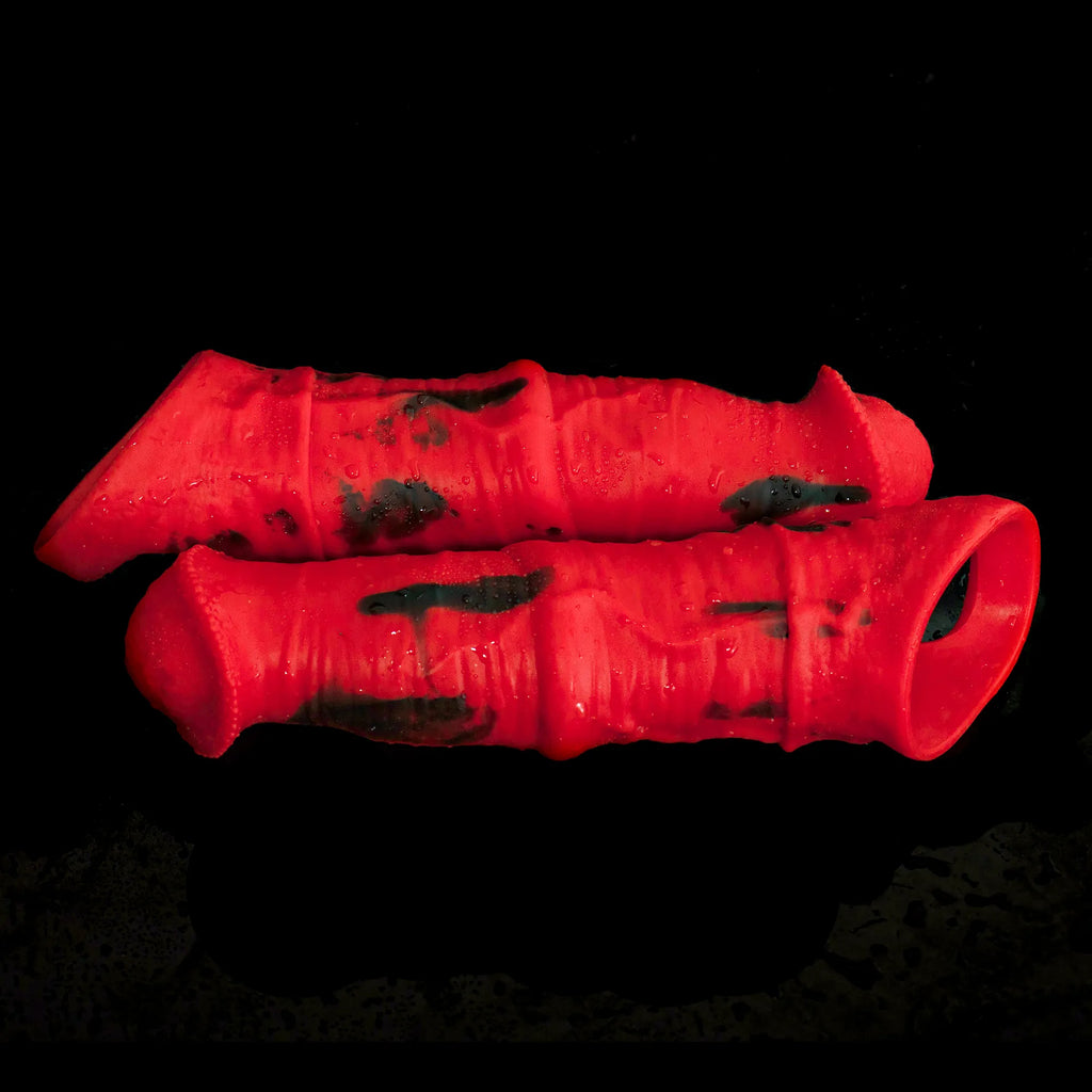 Oieffur Storm Horse male extender sleeve, realistic penis sheath for enhanced size and sensation, shown on a product display.